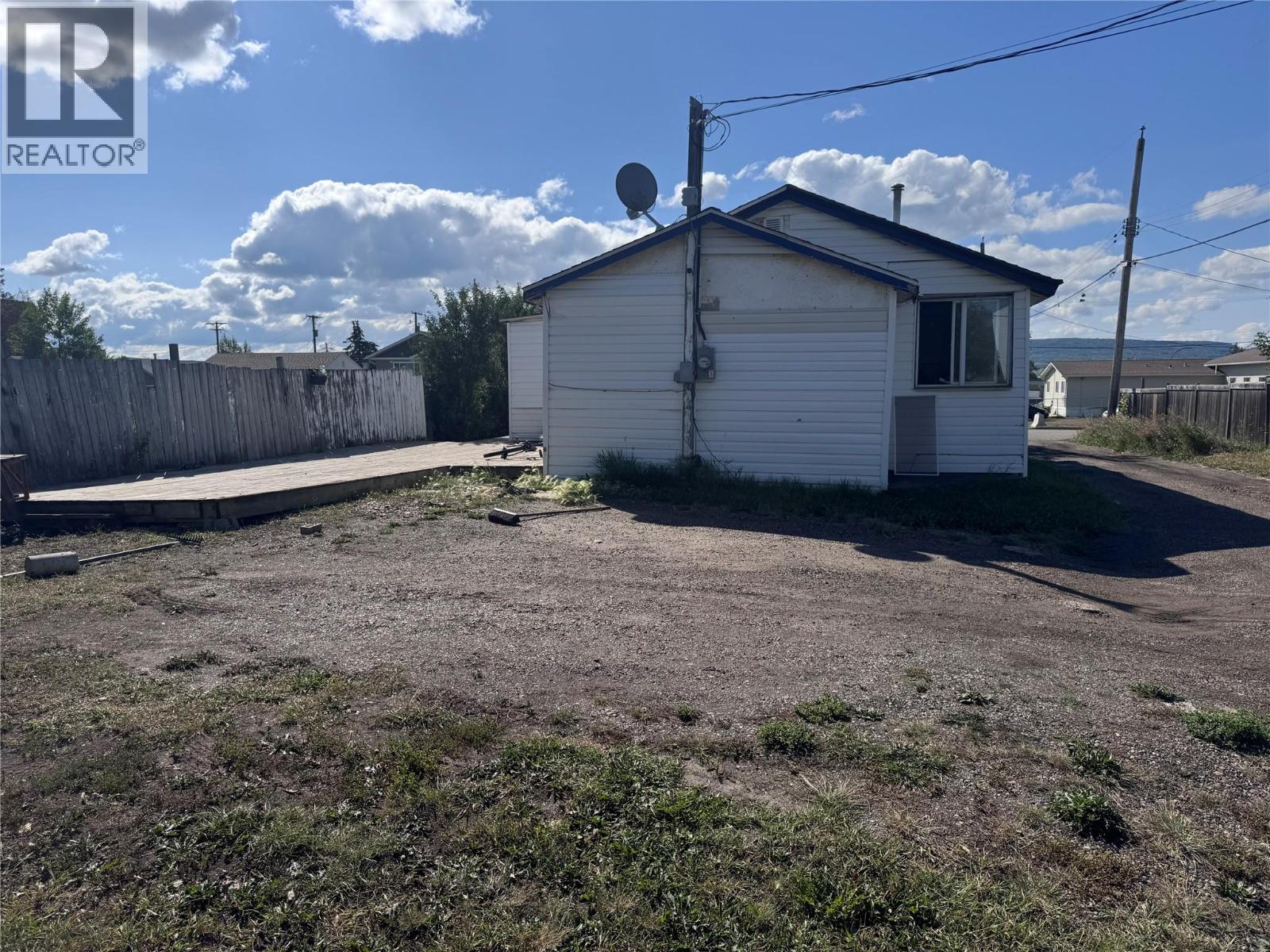 1330 101 Avenue, dawson creek, British Columbia
