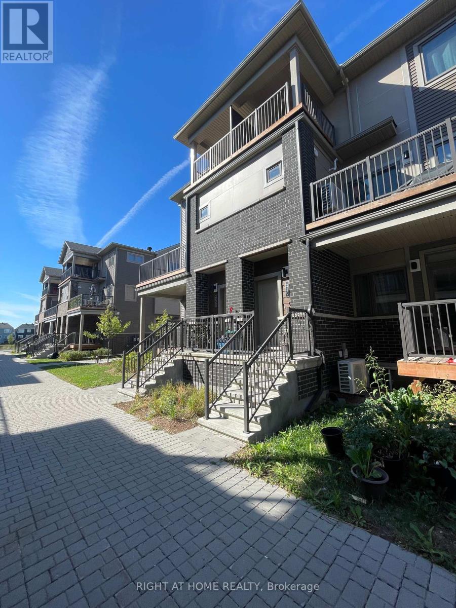 232 Anyolite Private, Ottawa, Ontario  K1S 1V9 - Photo 2 - X12444496