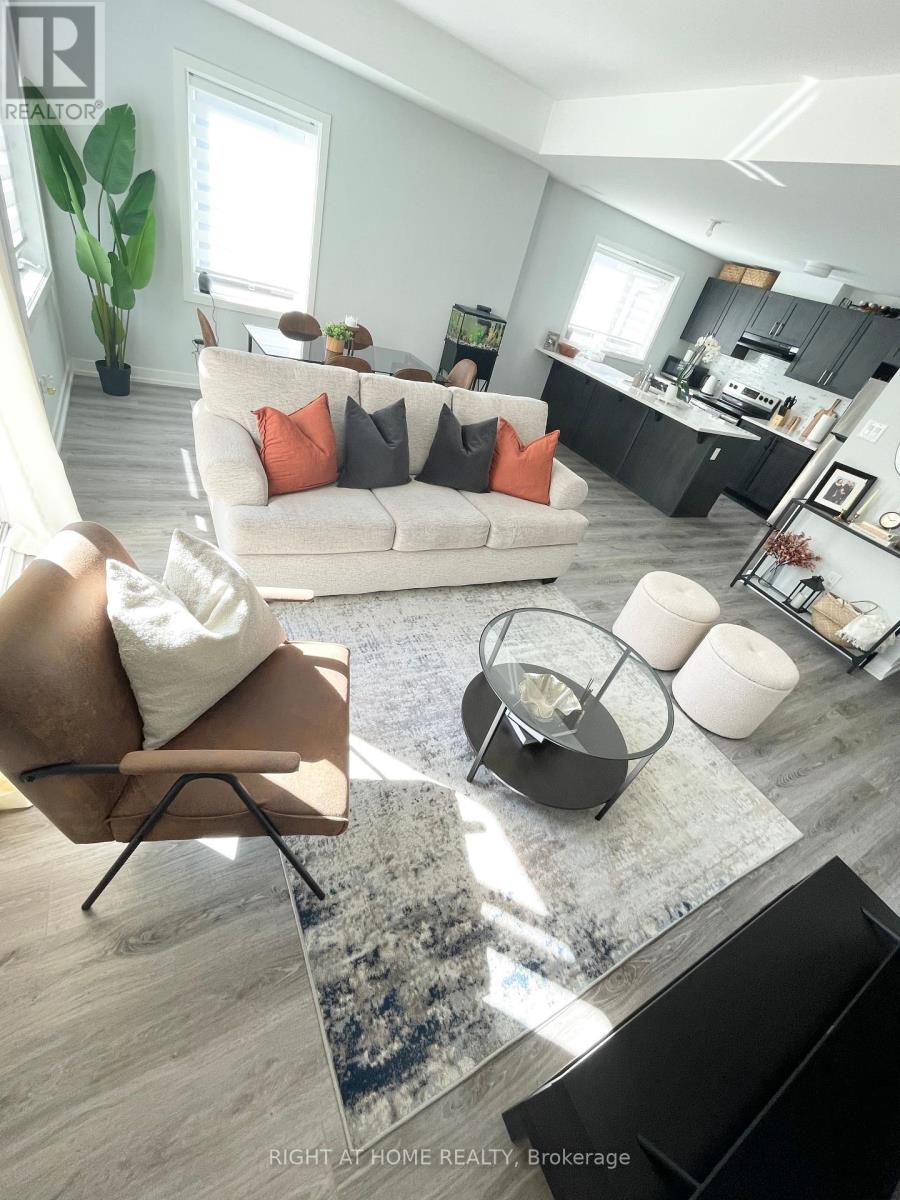 232 Anyolite Private, Ottawa, Ontario  K1S 1V9 - Photo 4 - X12444496