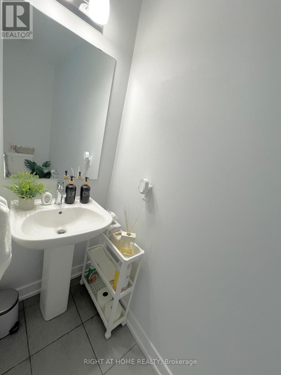 232 Anyolite Private, Ottawa, Ontario  K1S 1V9 - Photo 8 - X12444496