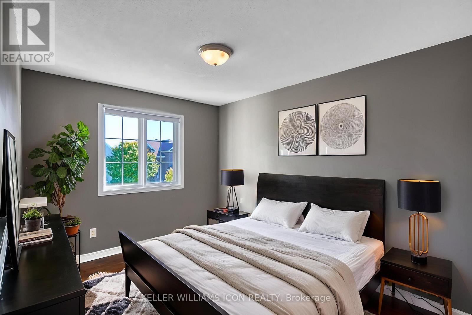10 Pondhollow Way, Ottawa, Ontario  K2J 4Y4 - Photo 34 - X12444503