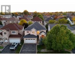 10 PONDHOLLOW WAY