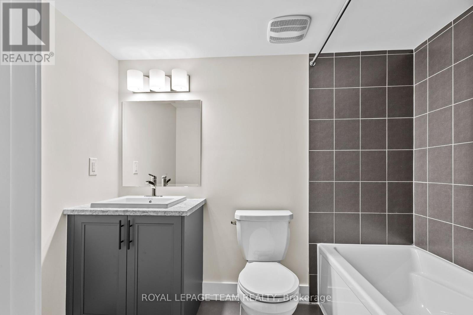 343 Cantering Drive, Ottawa, Ontario  K0A 2Z0 - Photo 20 - X12444509