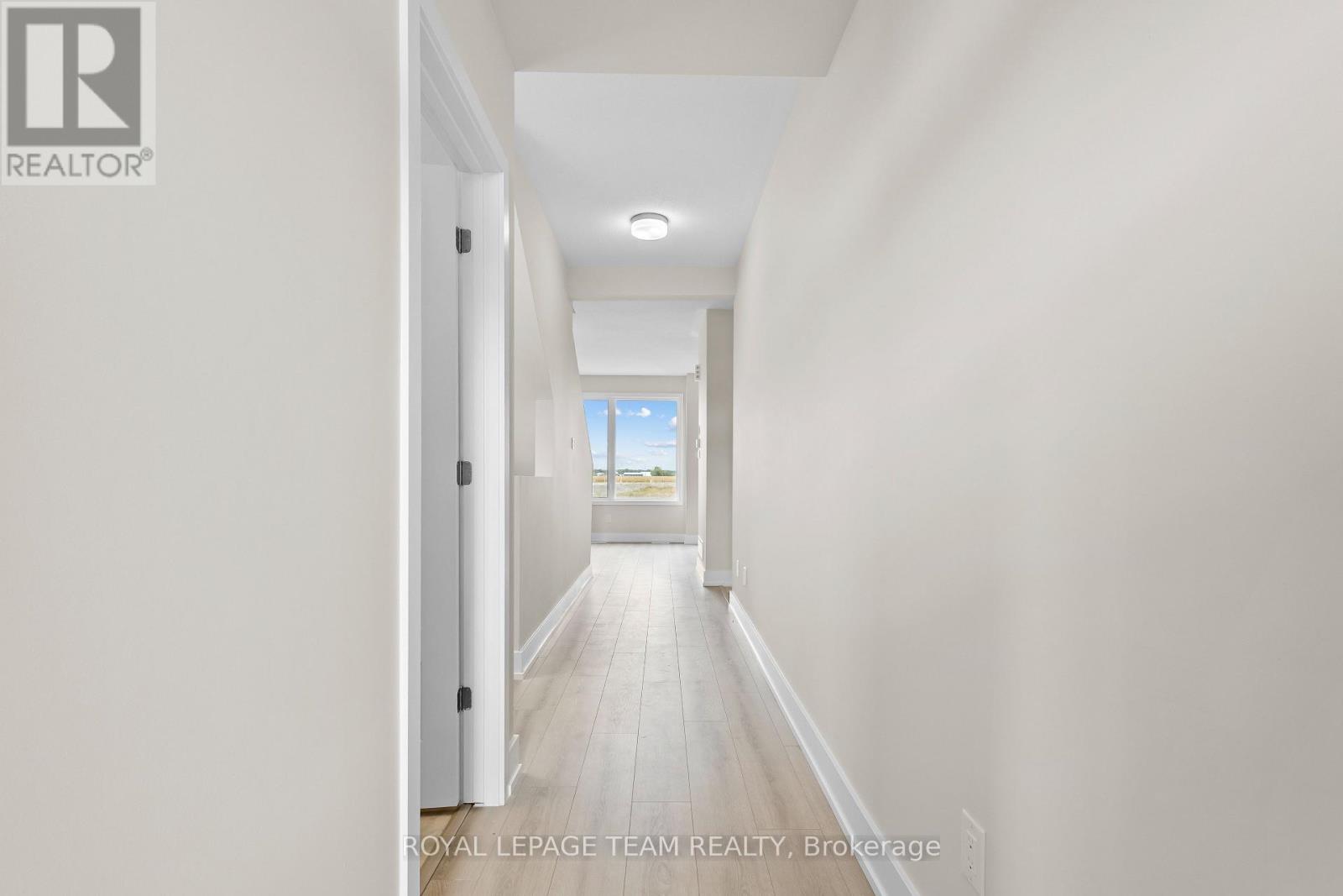 343 Cantering Drive, Ottawa, Ontario  K0A 2Z0 - Photo 3 - X12444509