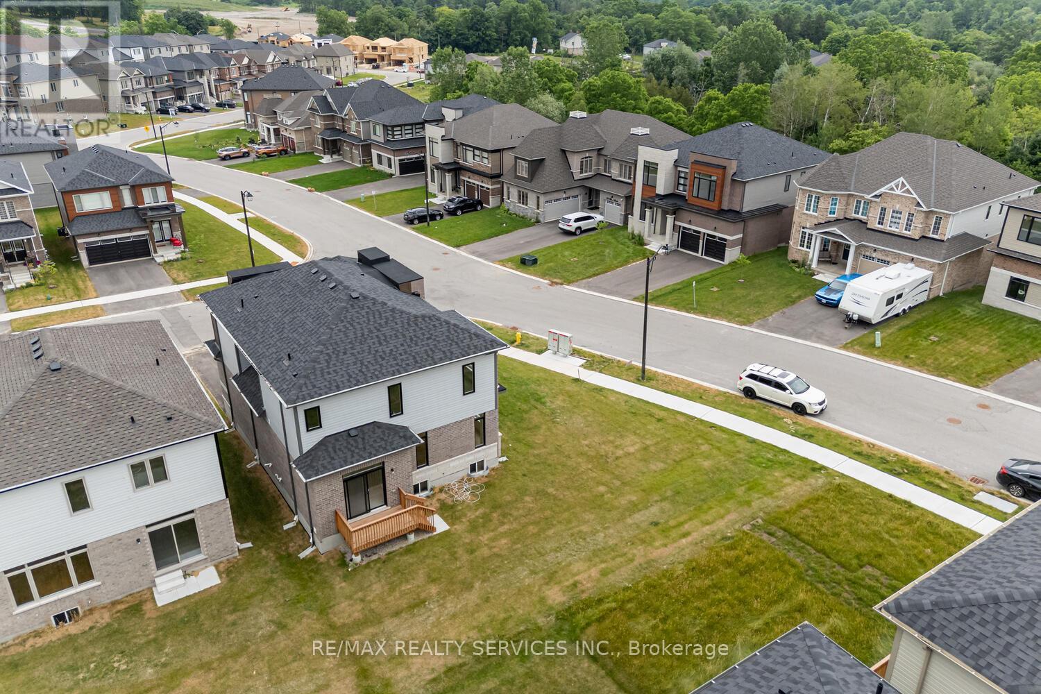 25 Heming Street, Brant (Paris), Ontario  N3L 0M6 - Photo 34 - X12444417