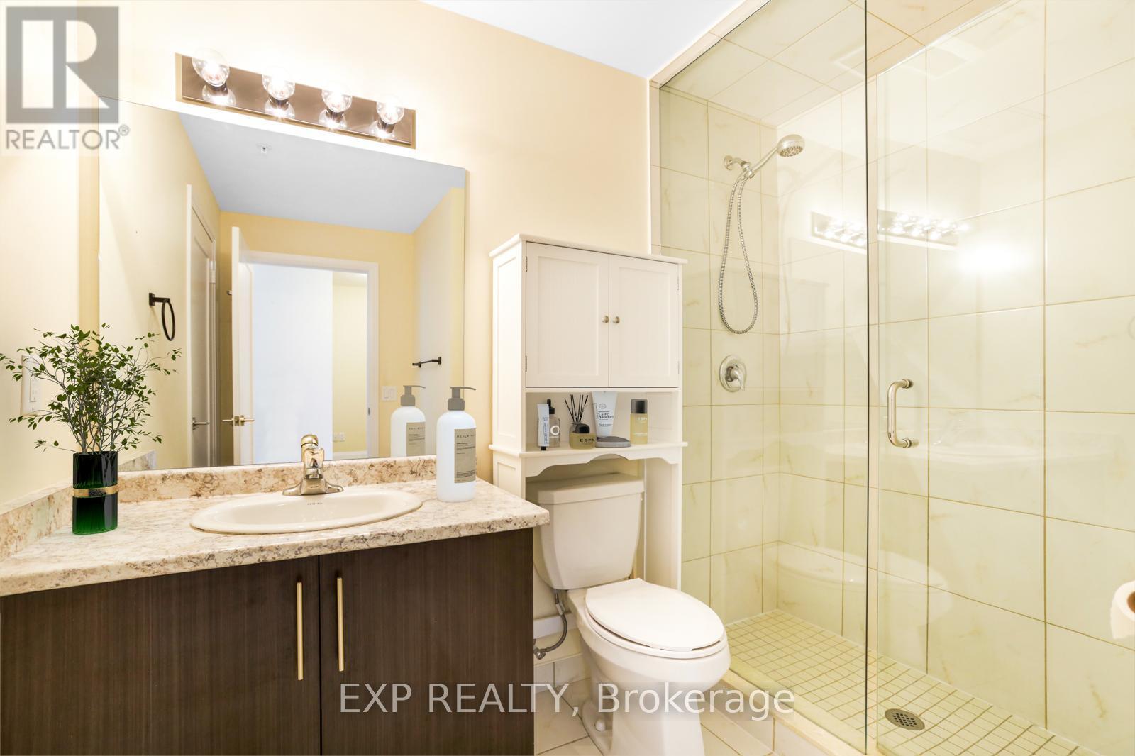 216 - 16 Concord Place, Grimsby, Ontario  L3M 0J1 - Photo 14 - X12444419