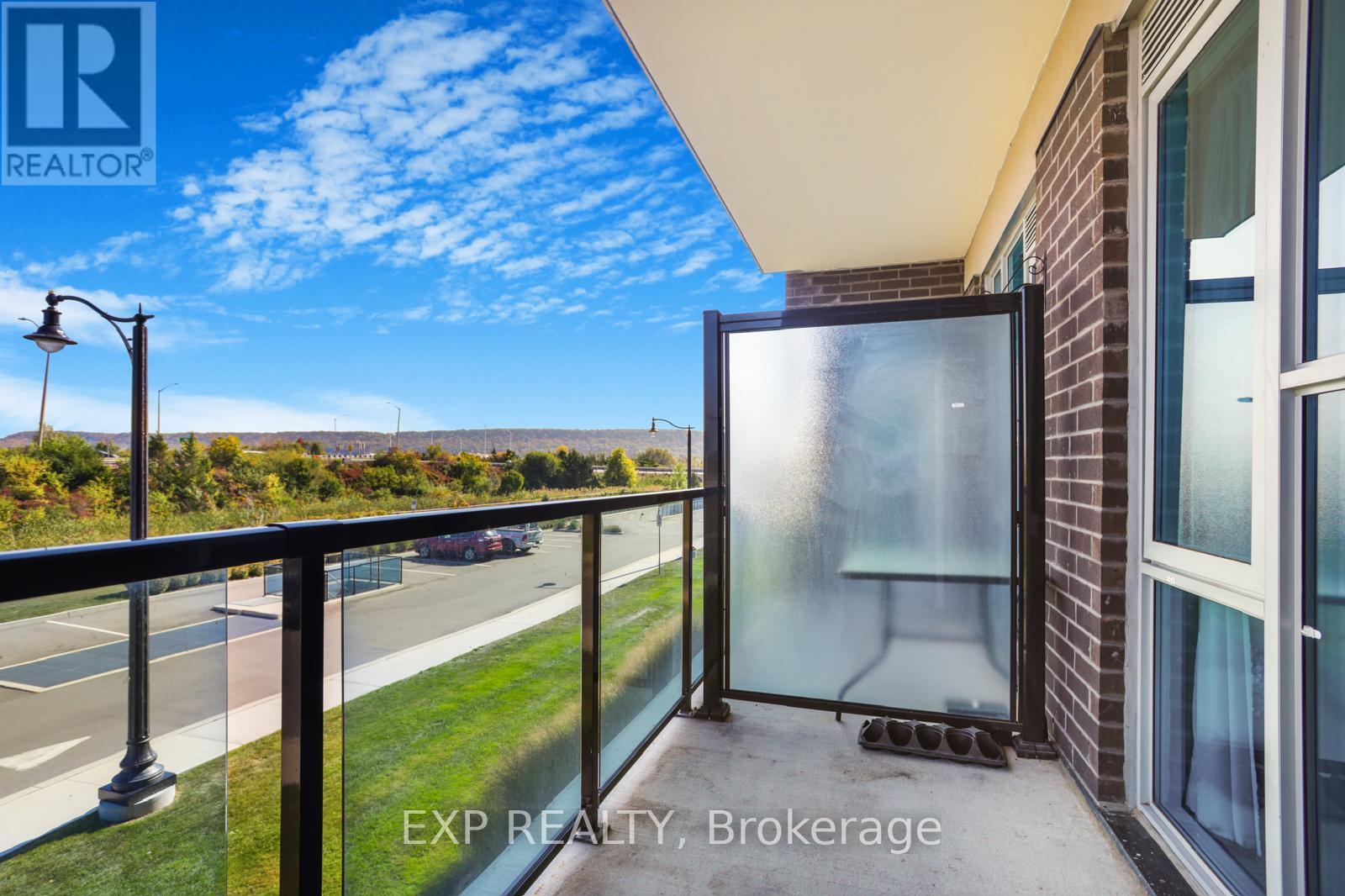 216 - 16 Concord Place, Grimsby, Ontario  L3M 0J1 - Photo 18 - X12444419