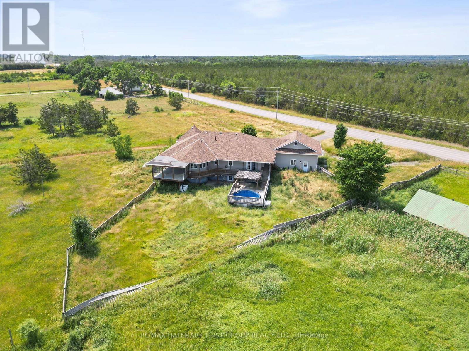 2898 County 2 Road, Prince Edward County (Ameliasburg Ward), Ontario  K0K 1A0 - Photo 31 - X12444454