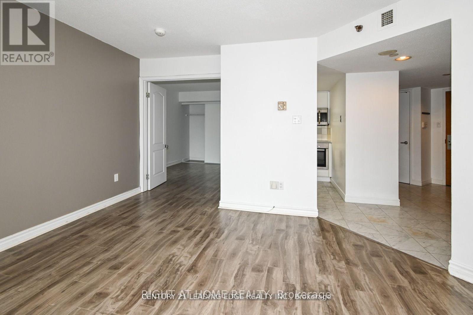 3305 - 38 Elm Street, Toronto, Ontario  M7A 2A3 - Photo 8 - C12324824