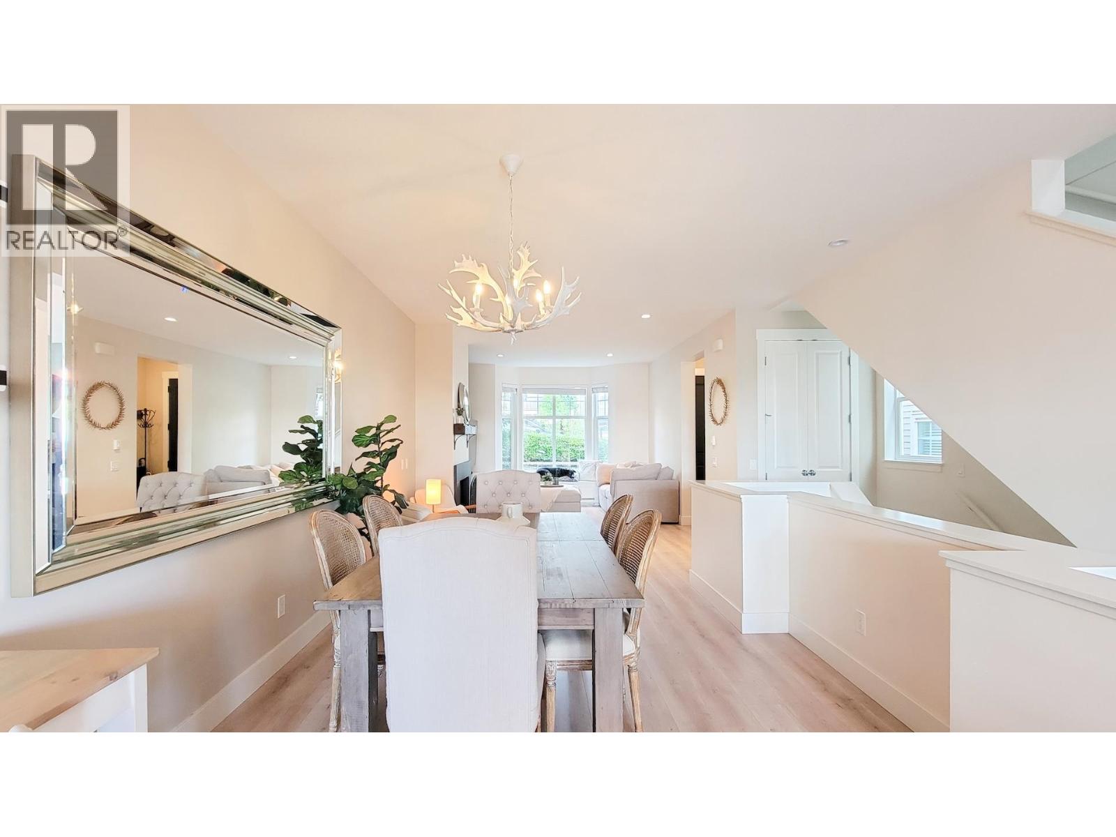 4 3432 Gislason Avenue, Coquitlam, British Columbia  V3B 3H7 - Photo 2 - R3055258