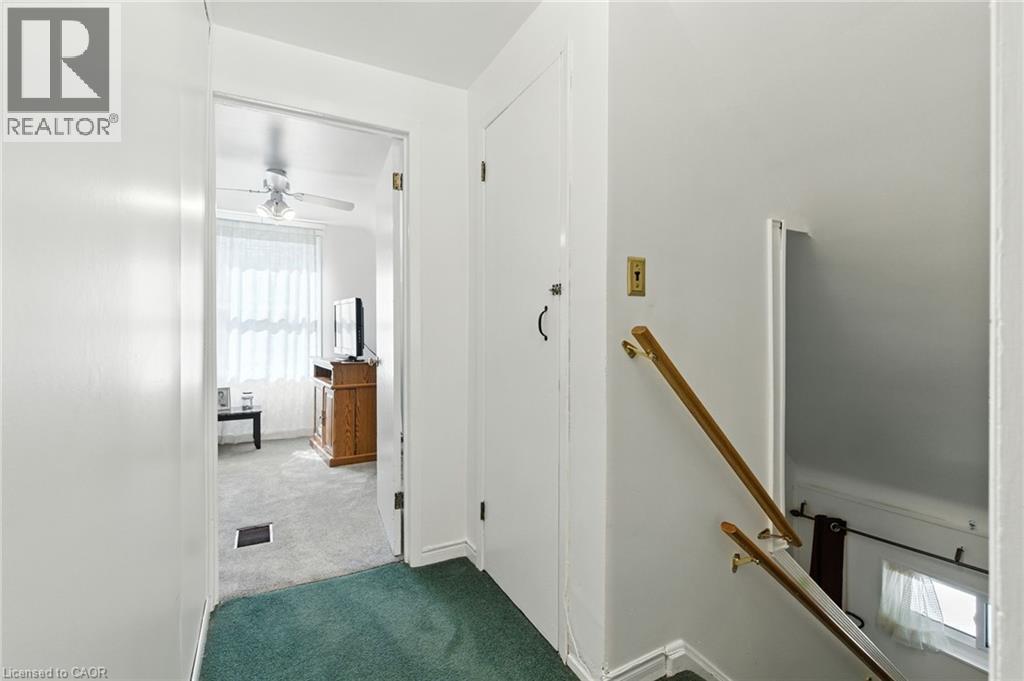 210 East 12th Street, Hamilton, Ontario  L9A 3X6 - Photo 16 - 40776378