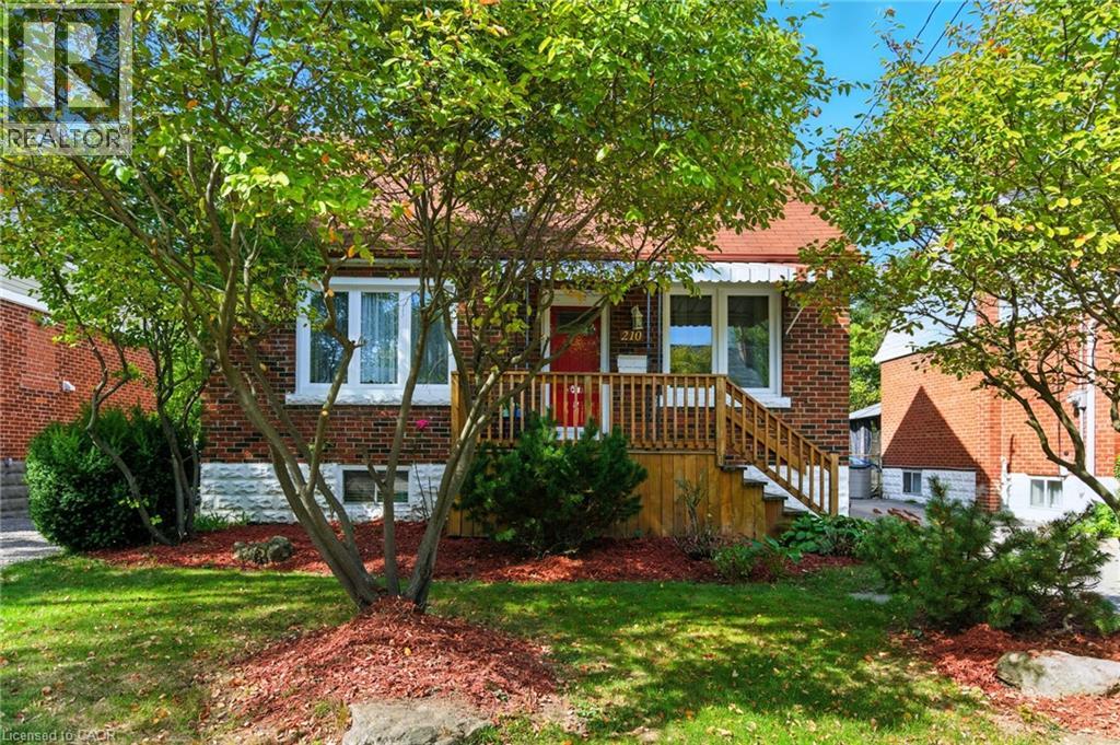 210 East 12th Street, Hamilton, Ontario  L9A 3X6 - Photo 2 - 40776378