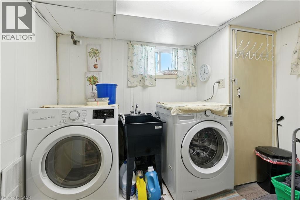 210 East 12th Street, Hamilton, Ontario  L9A 3X6 - Photo 27 - 40776378