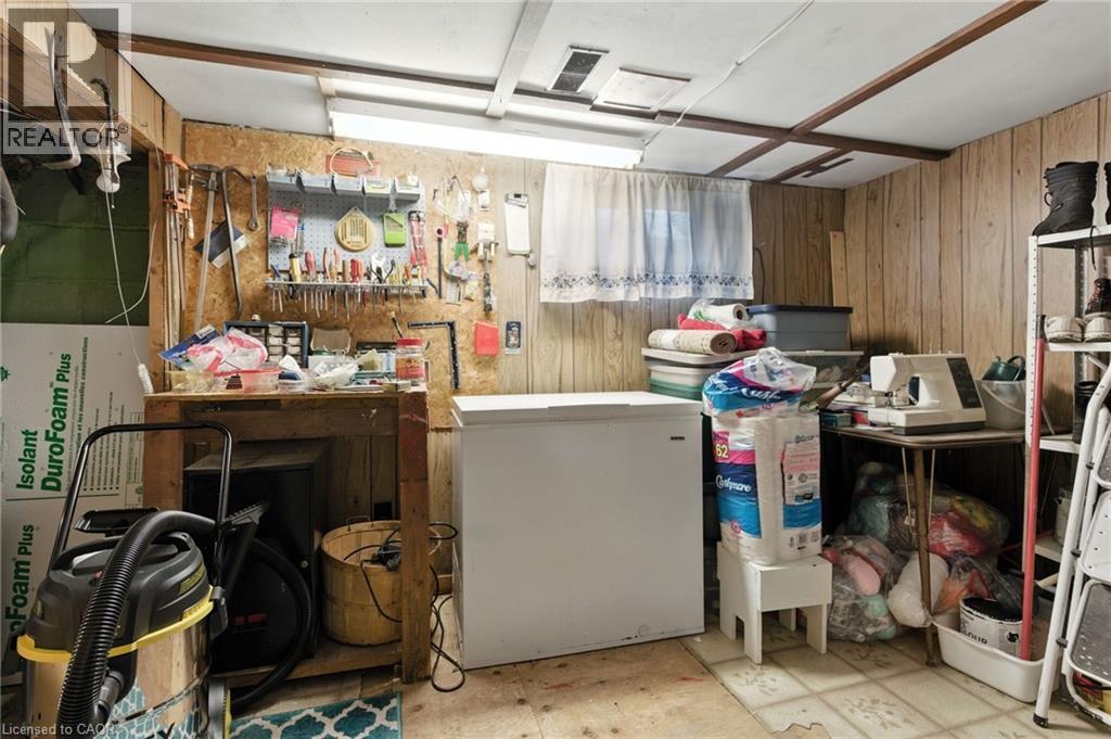 210 East 12th Street, Hamilton, Ontario  L9A 3X6 - Photo 30 - 40776378