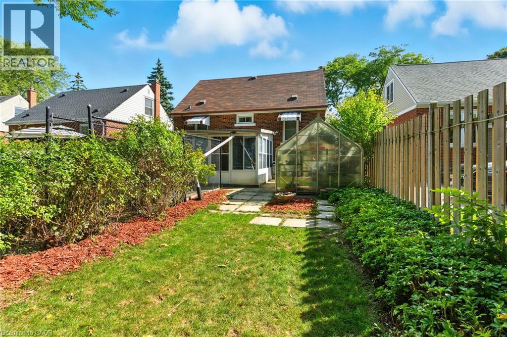 210 East 12th Street, Hamilton, Ontario  L9A 3X6 - Photo 36 - 40776378
