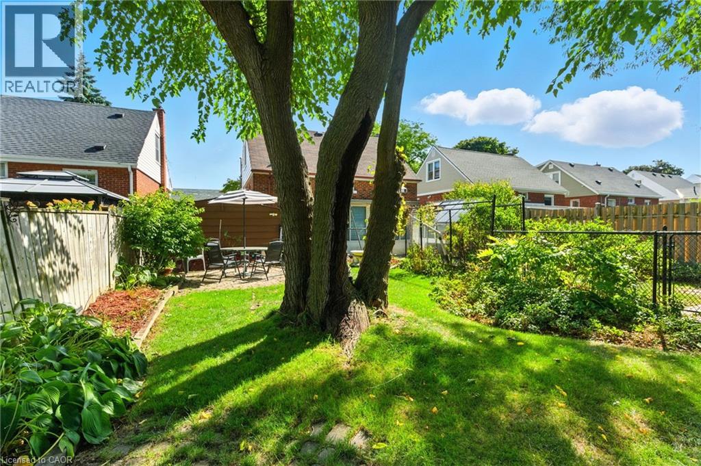210 East 12th Street, Hamilton, Ontario  L9A 3X6 - Photo 48 - 40776378