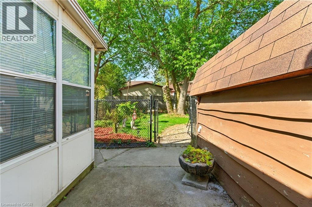 210 East 12th Street, Hamilton, Ontario  L9A 3X6 - Photo 50 - 40776378