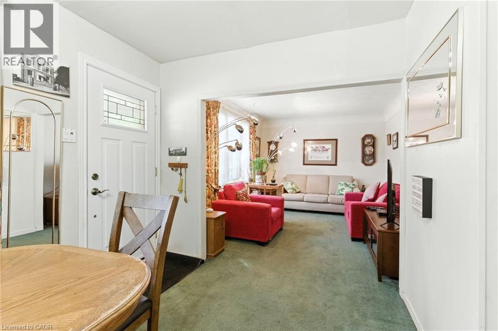 210 East 12th Street, Hamilton, Ontario  L9A 3X6 - Photo 6 - 40776378