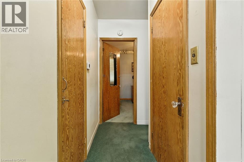 210 East 12th Street, Hamilton, Ontario  L9A 3X6 - Photo 9 - 40776378