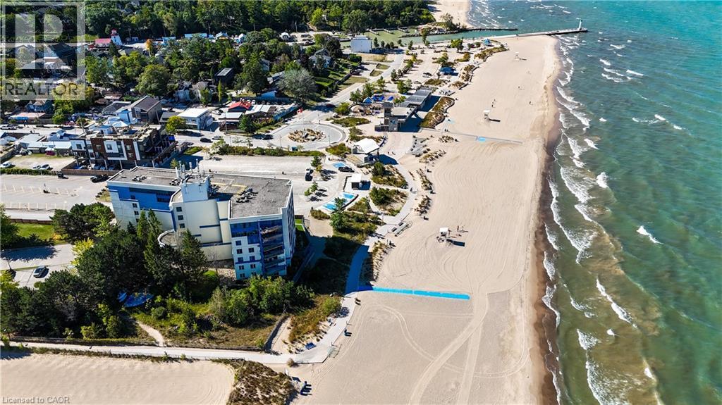 28 Centre Street, Grand Bend, Ontario  N0M 1T0 - Photo 43 - 40775690