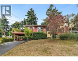 2435 Sutton Rd Arbutus