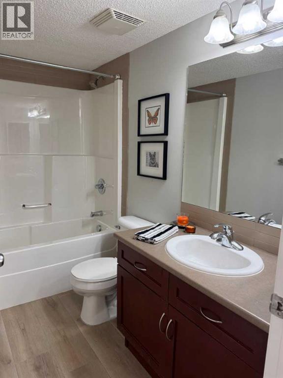 214 Mckenzie Towne Lane Se, Calgary, Alberta  T2Z 0C4 - Photo 13 - A2245876