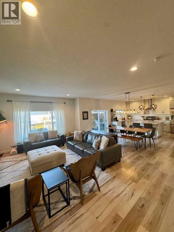 2209 Bayside Road Sw, Airdrie, Alberta  T4B 3W8 - Photo 5 - A2255188