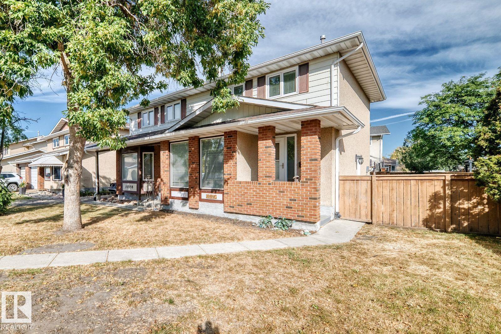 10936 Beaumaris Rd Nw, Edmonton, Alberta  T5X 1Z6 - Photo 2 - E4460783