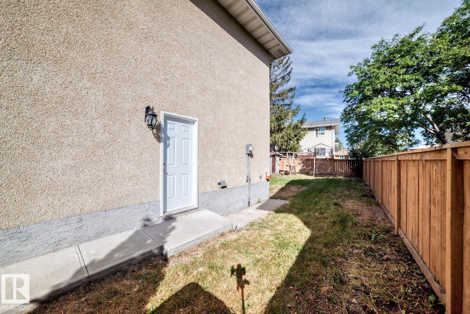 10936 Beaumaris Rd Nw, Edmonton, Alberta  T5X 1Z6 - Photo 59 - E4460783