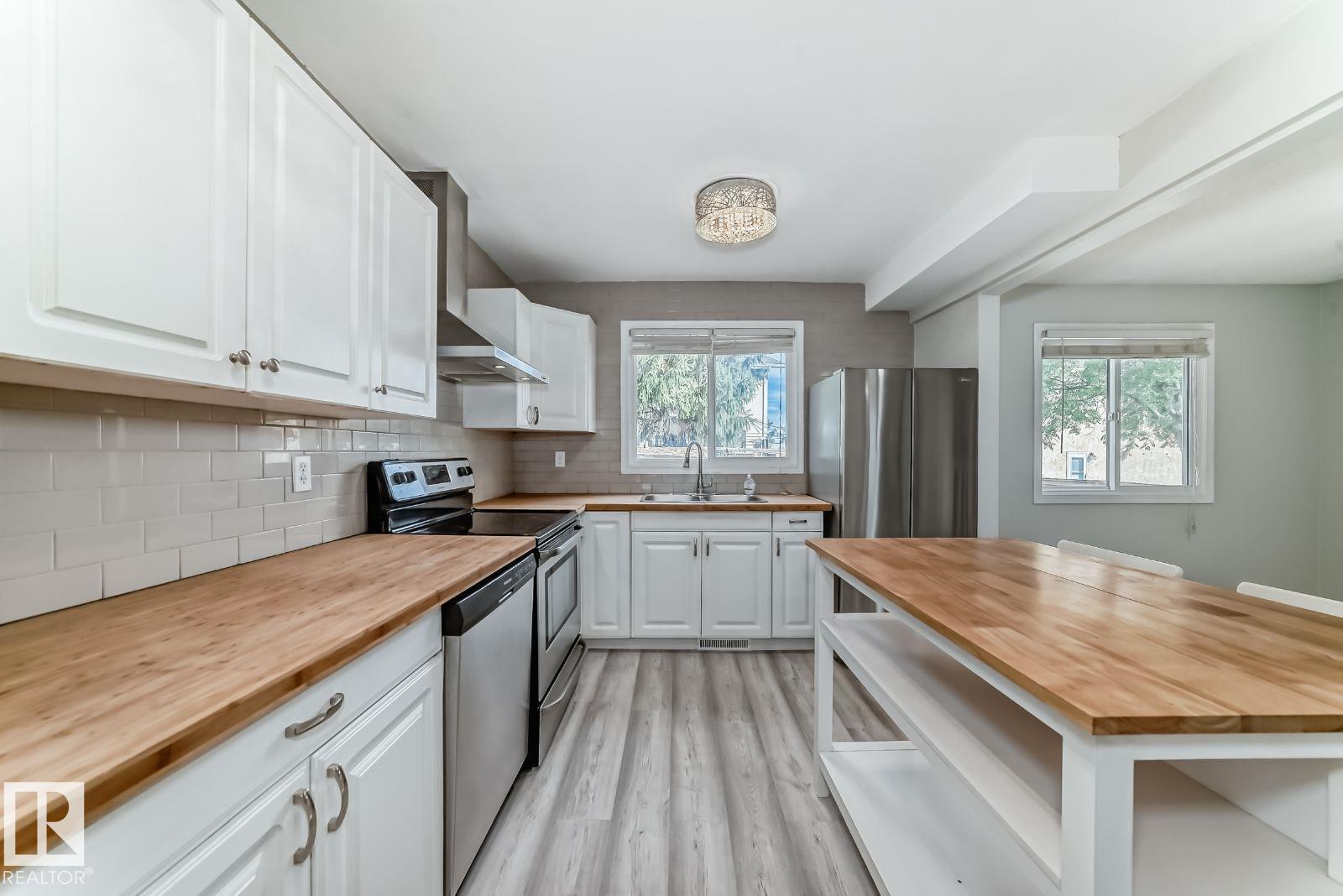 10936 Beaumaris Rd Nw, Edmonton, Alberta  T5X 1Z6 - Photo 8 - E4460783