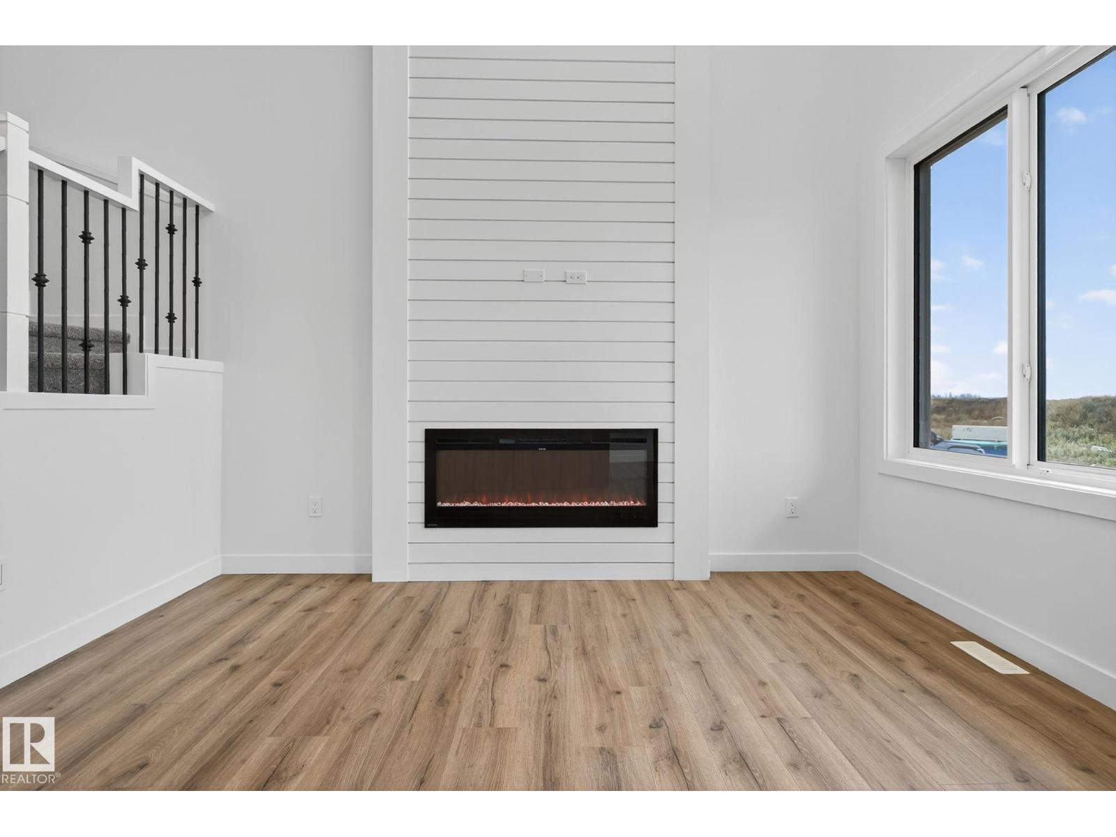 149 Pierwyck Lo, Spruce Grove, Alberta  T7X 4G3 - Photo 4 - E4460784