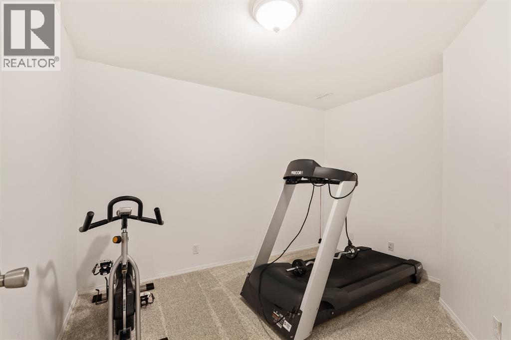 115 Cougar Plateau Circle Sw, Calgary, Alberta  T3H 5S7 - Photo 39 - A2260928