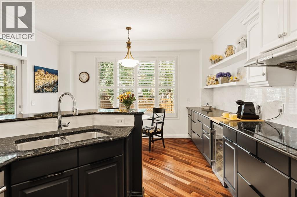 115 Cougar Plateau Circle Sw, Calgary, Alberta  T3H 5S7 - Photo 12 - A2260928