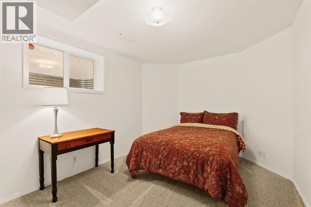 115 Cougar Plateau Circle Sw, Calgary, Alberta  T3H 5S7 - Photo 40 - A2260928