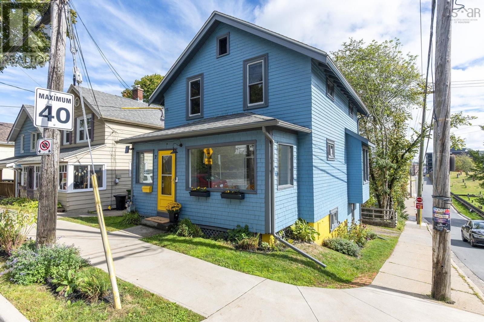 2 Dahlia Street, Dartmouth, Nova Scotia