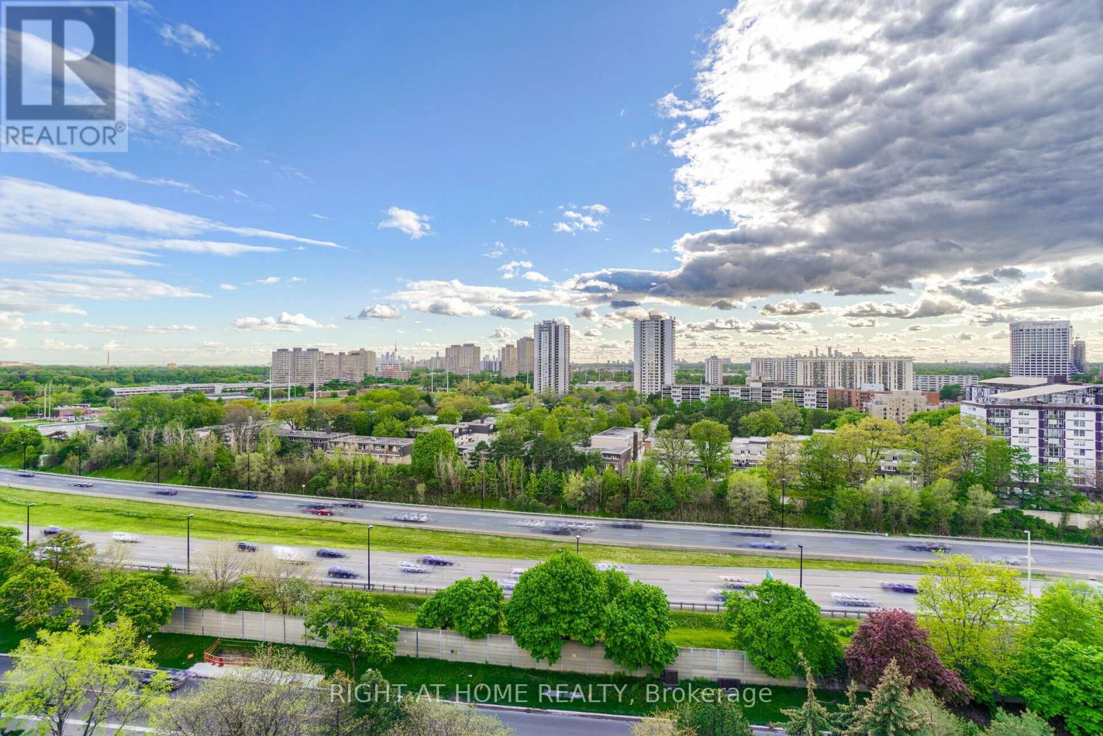 1607 - 5 Shady Golfway, Toronto, Ontario  M3C 3A5 - Photo 5 - C12443283
