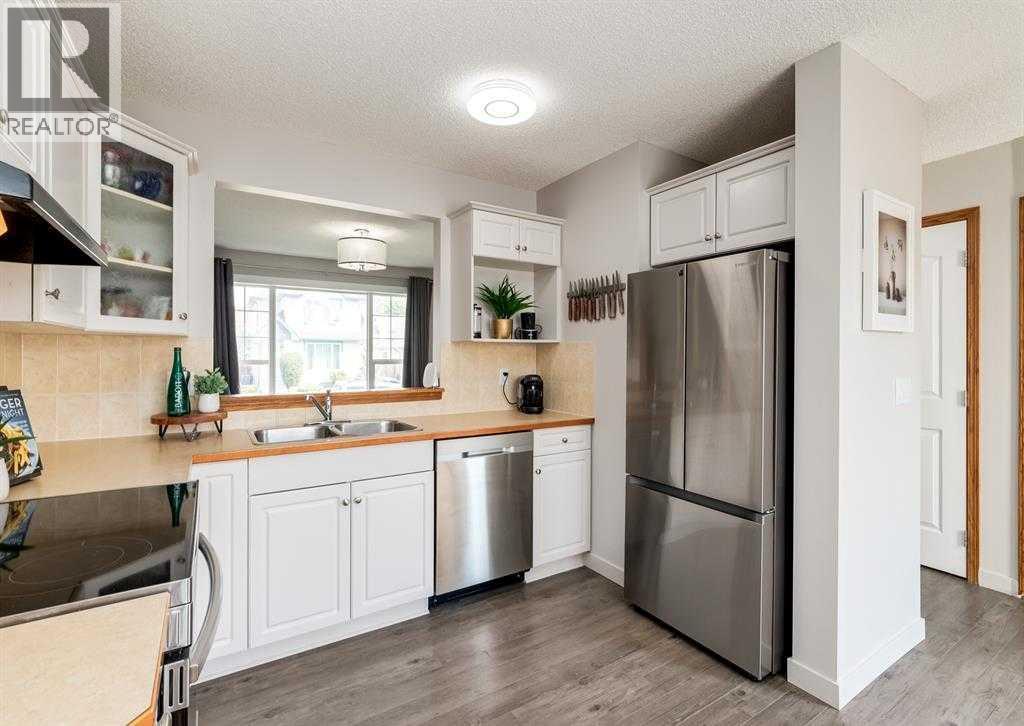 121 Cramond Close Se, Calgary, Alberta  T3M 1C2 - Photo 6 - A2256365