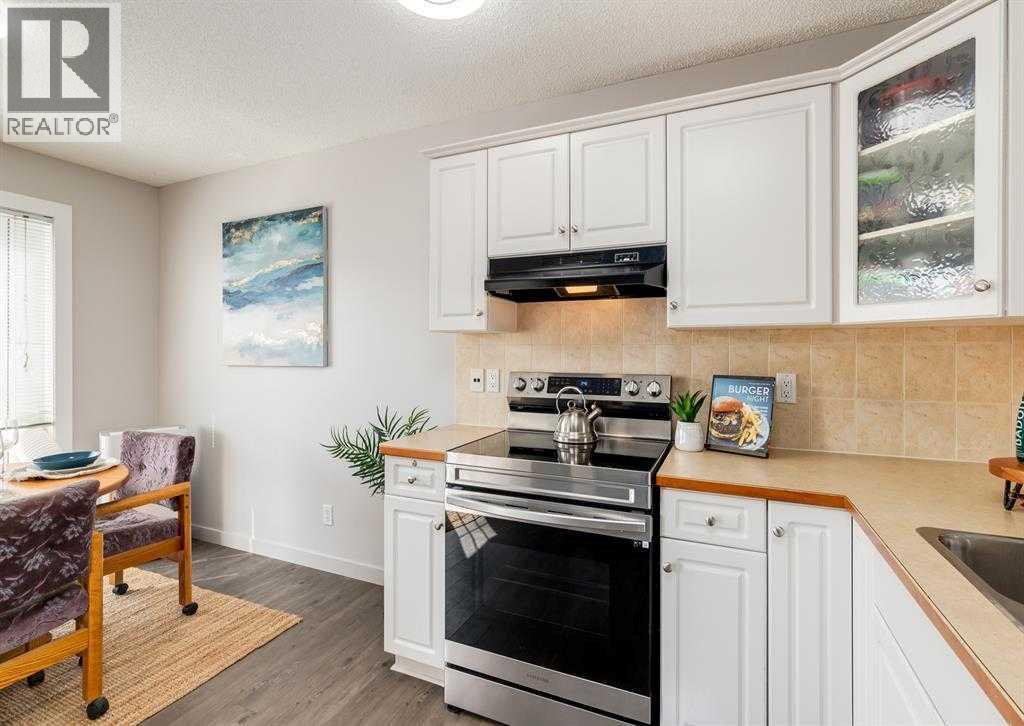 121 Cramond Close Se, Calgary, Alberta  T3M 1C2 - Photo 7 - A2256365