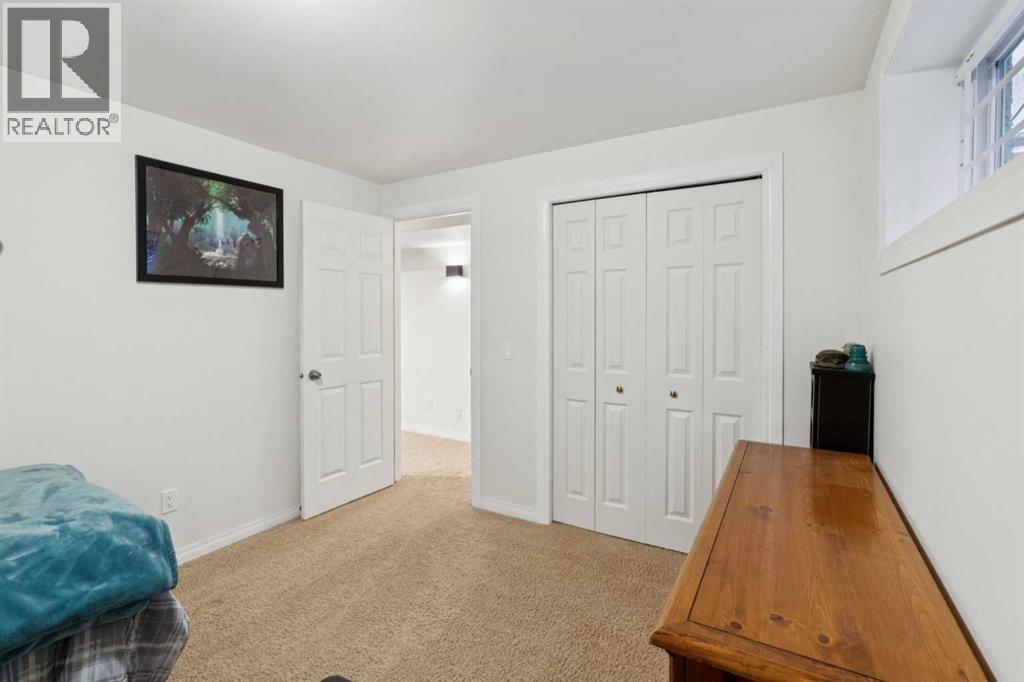 251 Everwillow Close Sw, Calgary, Alberta  T2Y 4G4 - Photo 33 - A2258587