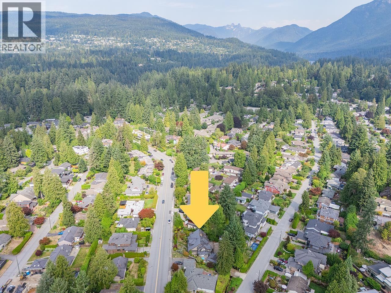 3582 Edgemont Boulevard, North Vancouver, British Columbia  V7R 2P7 - Photo 5 - R3044895