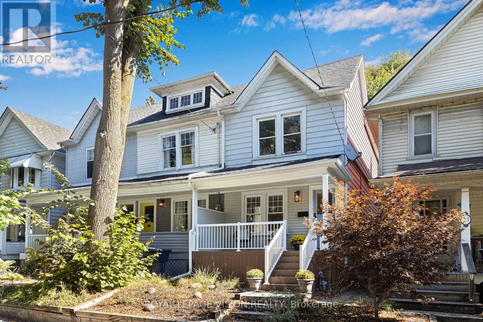 25 Bellefair Avenue, Toronto, Ontario  M4L 3T7 - Photo 2 - E12444497