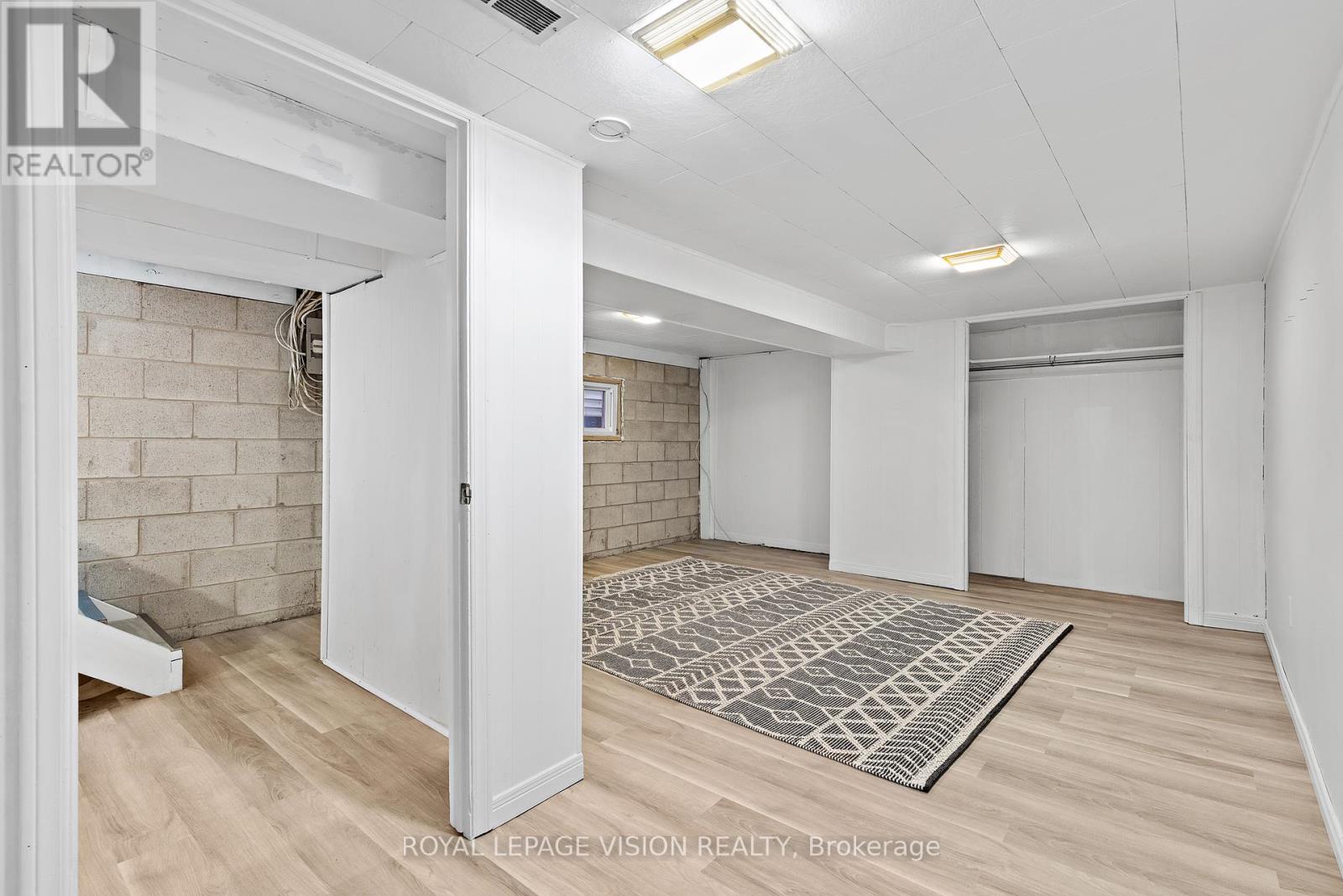 25 Bellefair Avenue, Toronto, Ontario  M4L 3T7 - Photo 31 - E12444497