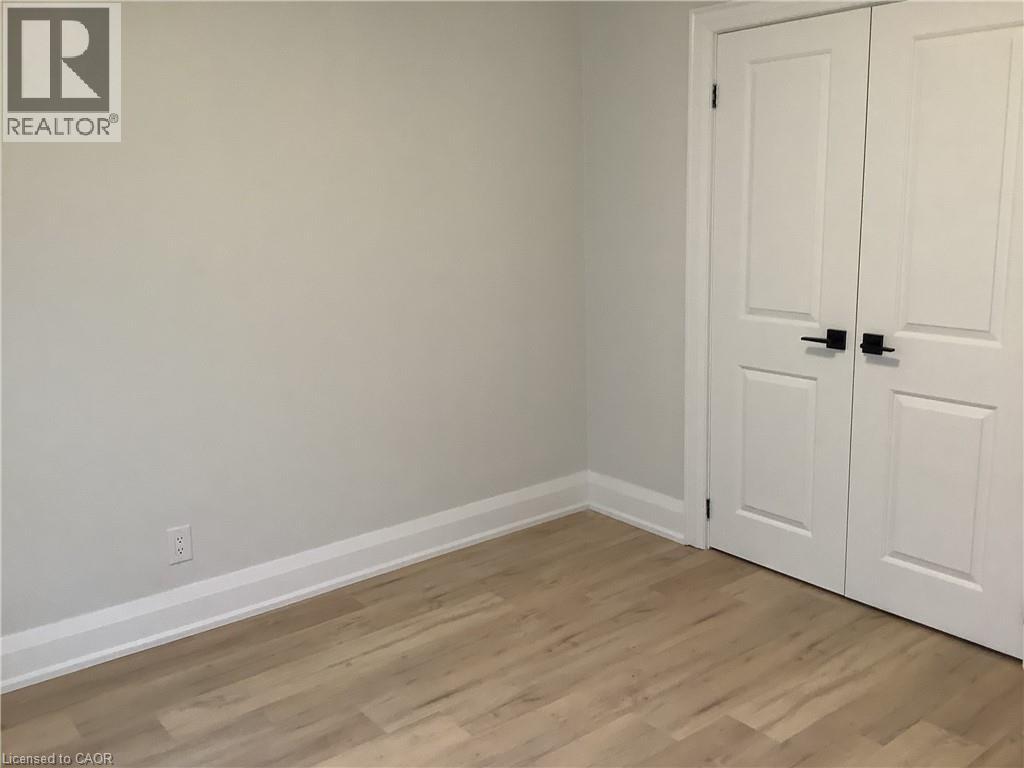 229 West 18th Street, Hamilton, Ontario  L9C 4H1 - Photo 14 - 40776361