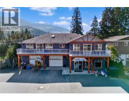725 Trans Canada Highway Sicamous