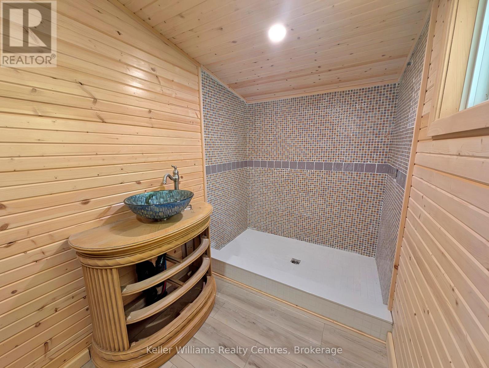 118 Resort Road, South Bruce Peninsula, Ontario  N0H 2T0 - Photo 27 - X12444535