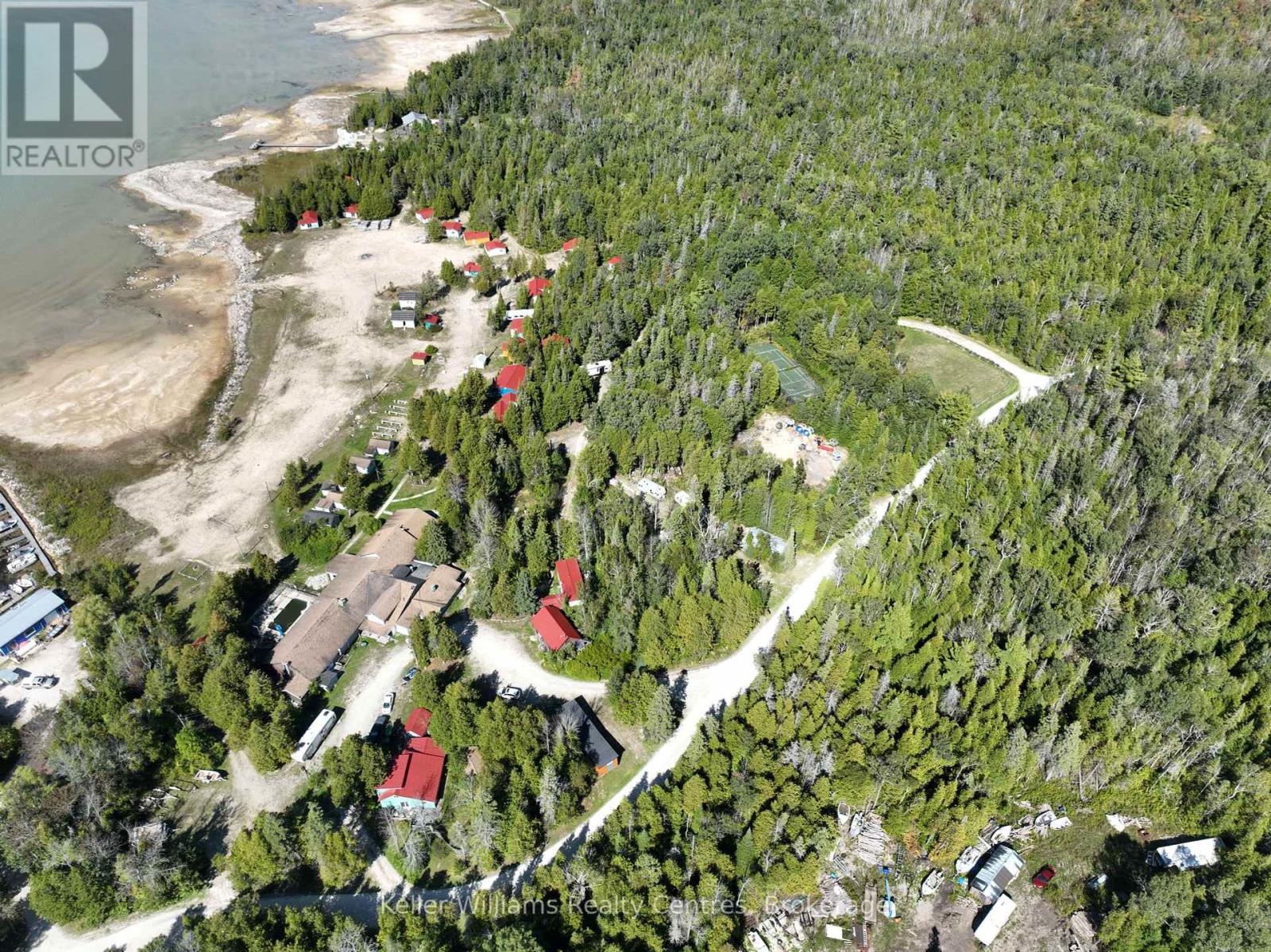 118 Resort Road, South Bruce Peninsula, Ontario  N0H 2T0 - Photo 3 - X12444535
