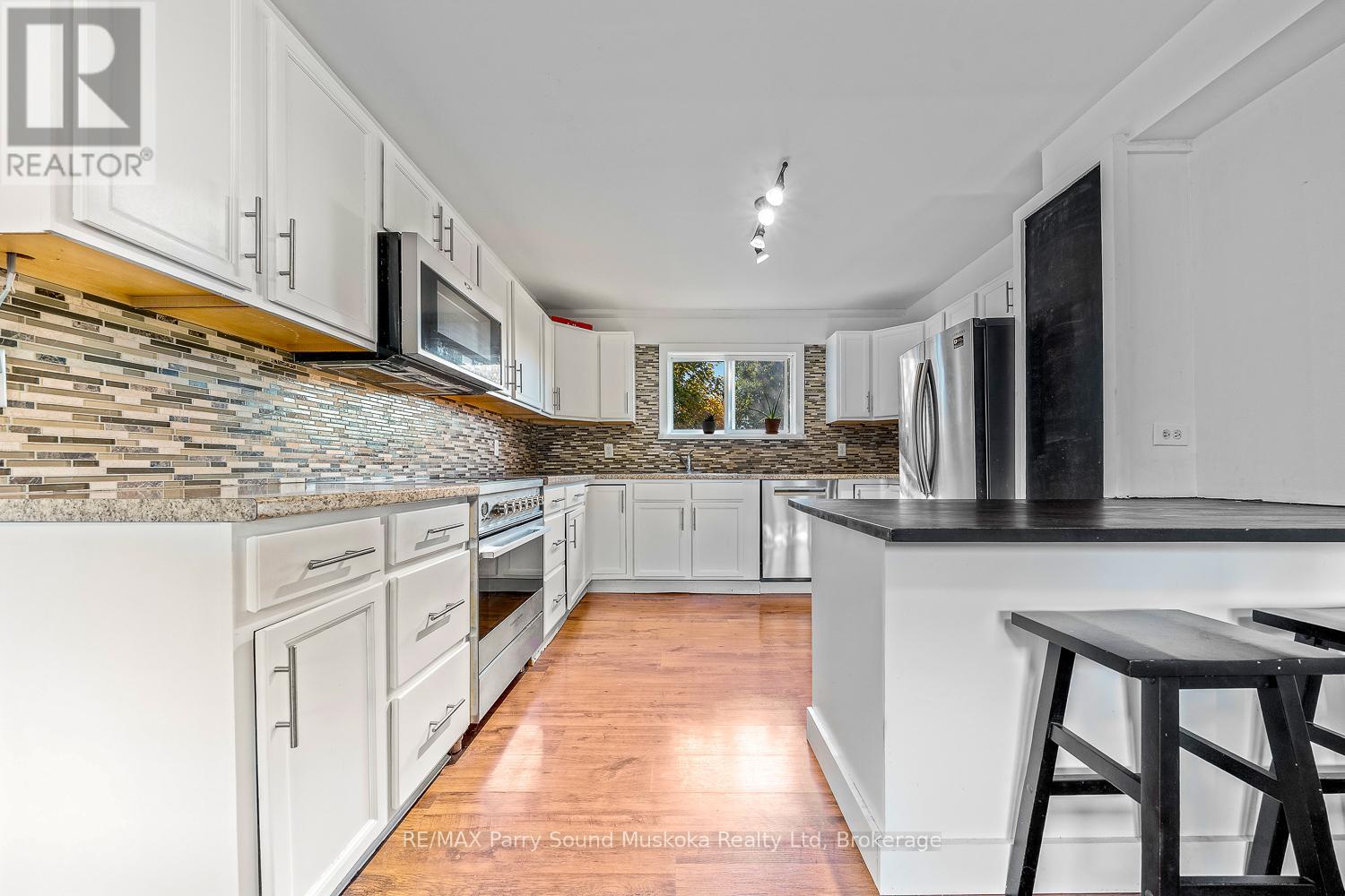 502 High Street, Georgian Bay, Ontario  P0C 1H0 - Photo 28 - X12444546