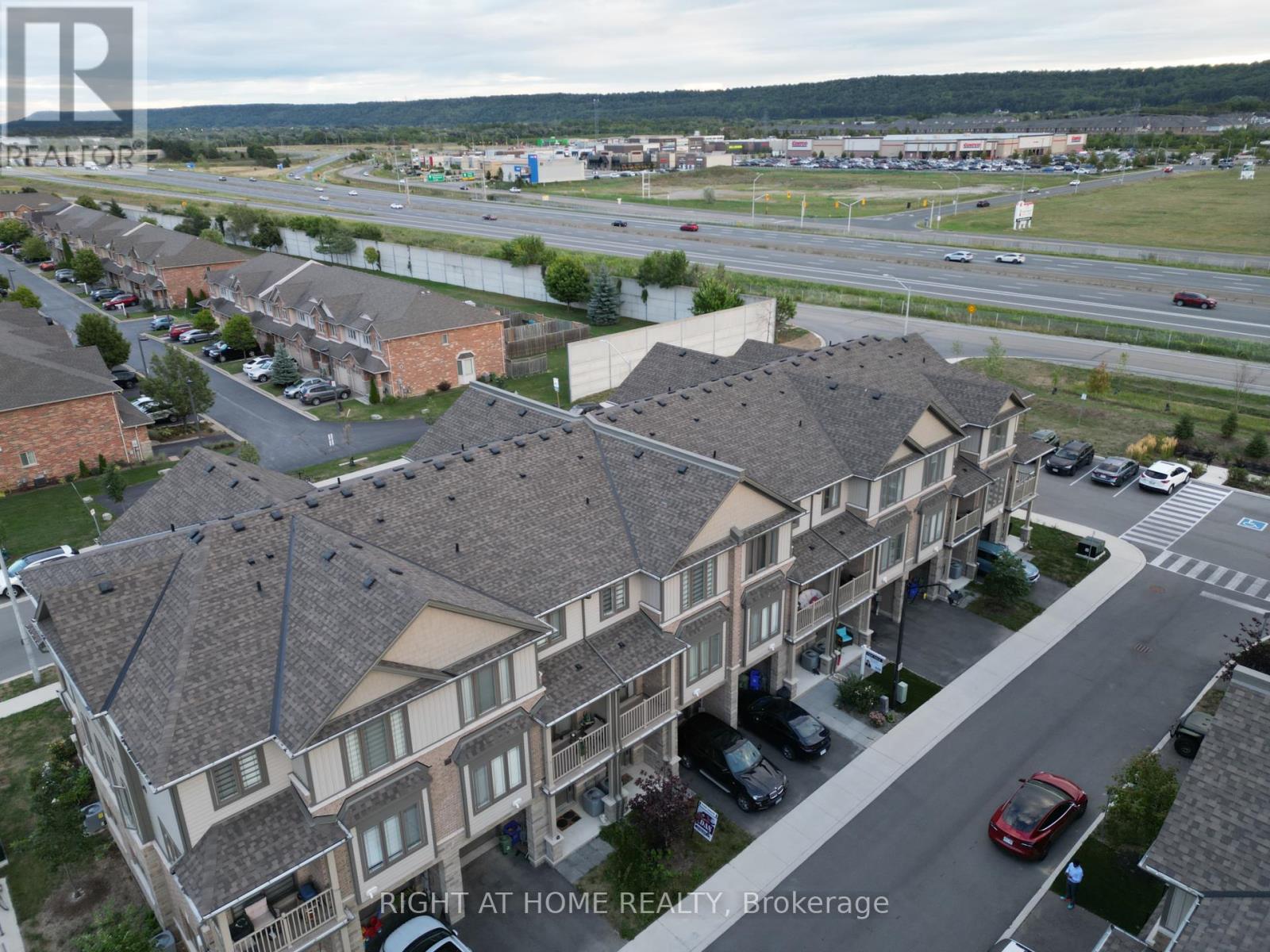 43 - 27 Rachel Drive, Hamilton, Ontario  L8E 0K6 - Photo 2 - X12361353