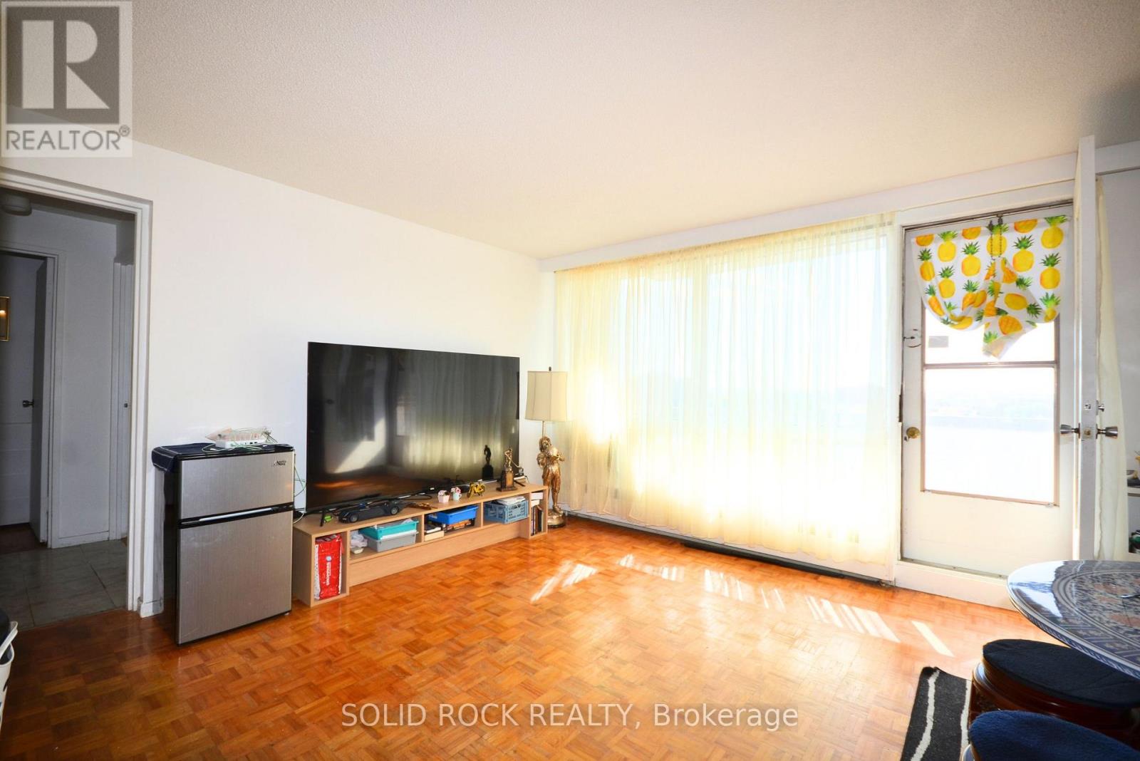 812 - 3100 Carling Avenue, Ottawa, Ontario  K2B 6J6 - Photo 10 - X12444514