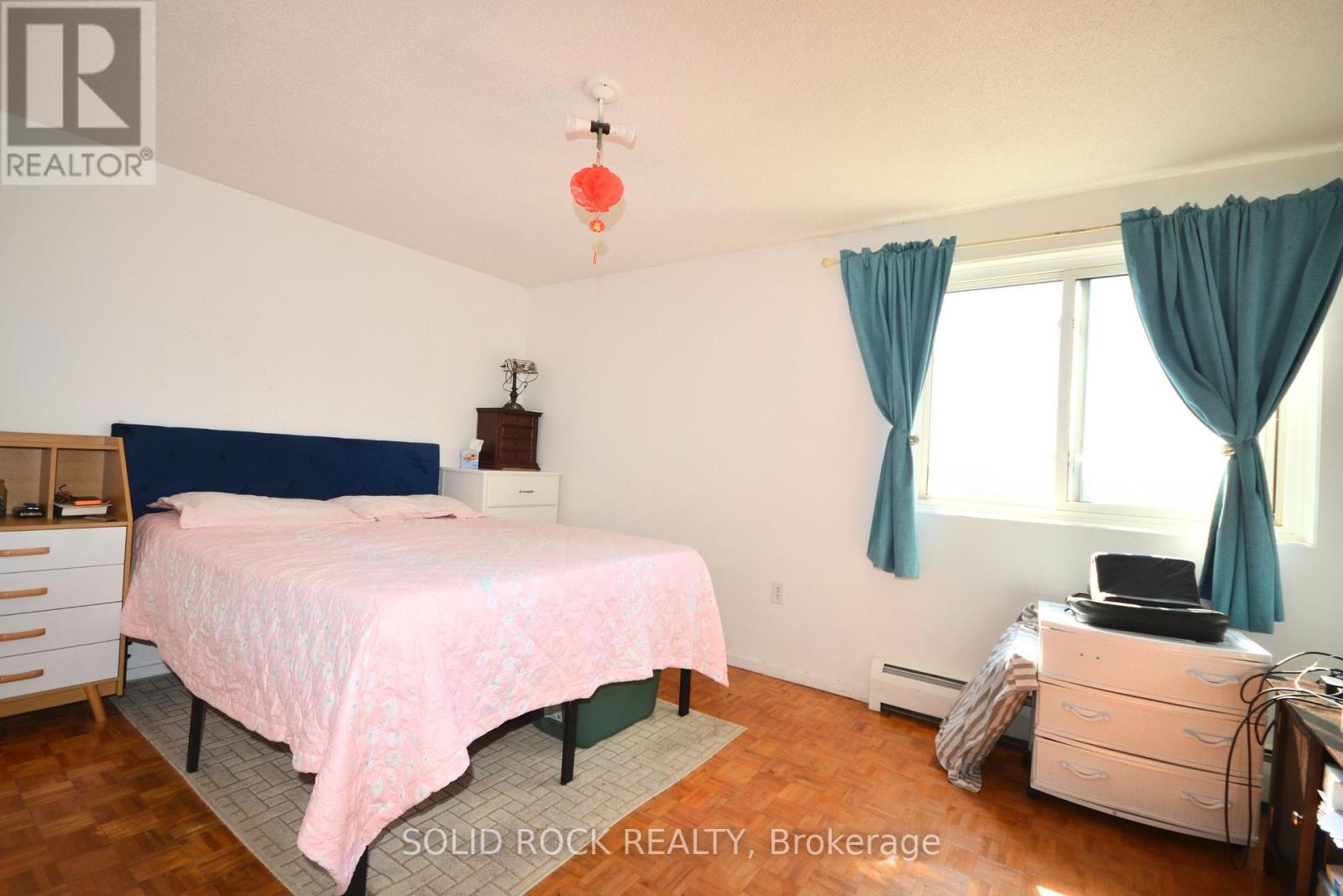 812 - 3100 Carling Avenue, Ottawa, Ontario  K2B 6J6 - Photo 12 - X12444514